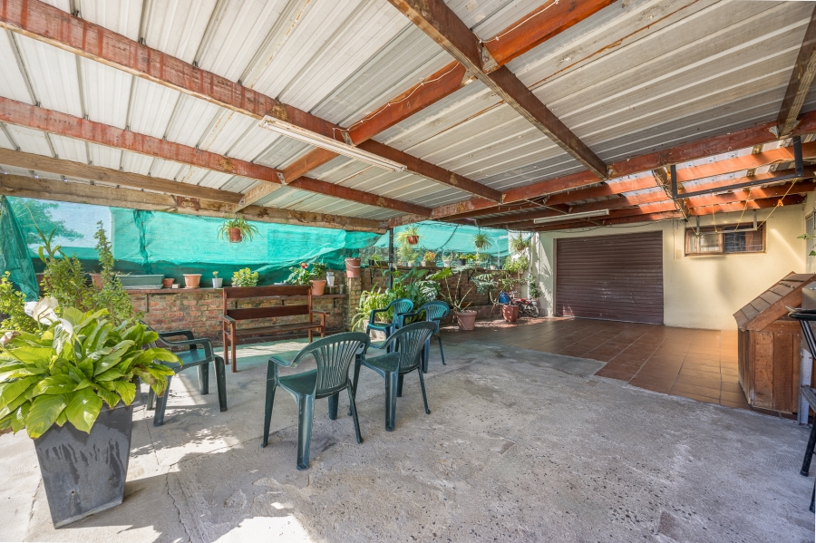 4 Bedroom Property for Sale in Belhar Western Cape